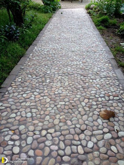 28+ Very Creative And Inspiring Garden Stone Pathway Ideas - Engineering Discoveries Concrete Pebble Walkway, Cement With Pebbles, Pebble Flooring Outdoor, Pebble Pathway Ideas, Pebble Walkway, Pebble Pathway, Pebble Path, Cobblestone Path, Landscaping Along Fence