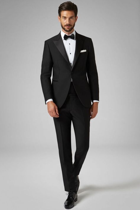 Pin di saeed su Dinner jacket | Smoking nero, Bottoni ricoperti, Smoking Black Tie Men, Black Tie Dress Wedding, Wedding Tux, Black And White Suit, Black Suit Wedding, Black Dinner, Black And White Tuxedo, Costume Noir, Boggi Milano