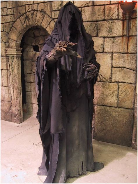 Halloween Reaper, Monster Mud, Grim Reaper Costume, Reaper Costume, Black Cloak, Scary Mask, Funny Horror, Fantasy Costumes, High Fantasy