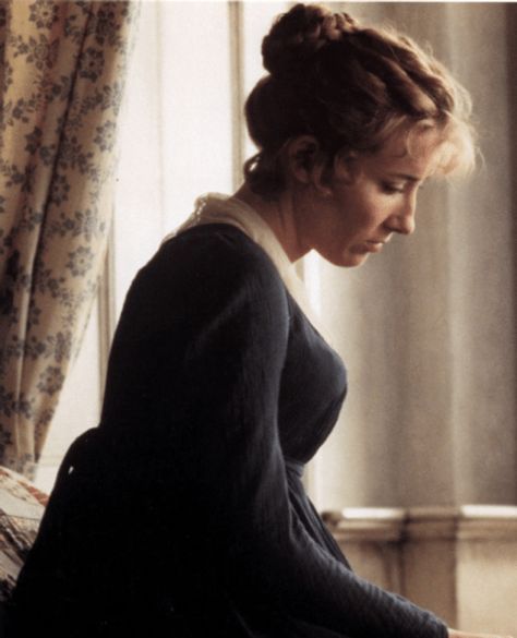 Elinor Dashwood, Sense And Sensibility 1995, Cobblestone Path, Regency England, Jane Austen Movies, Little Dorrit, Ang Lee, Jane Austen Novels, Sense And Sensibility