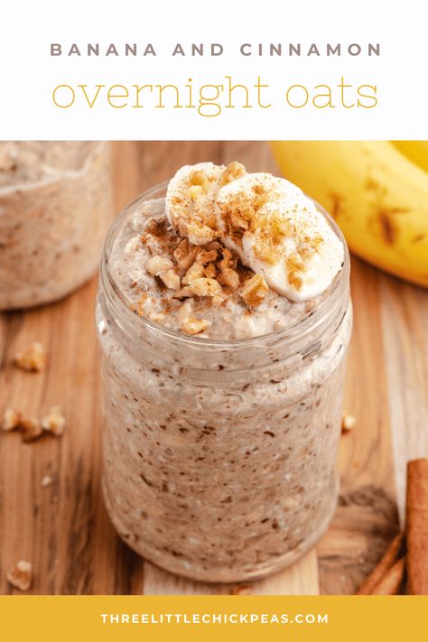 Creamy banana cinnamon overnight oats for an easy sweet treat for breakfast. The oats combine ripe bananas with cinnamon and the optional peanut butter to flavor hearty rolled oats for a filling meal. Peanut Butter Banana Recipes, Peanut Butter Banana Overnight Oats, Banana And Cinnamon, Overnight Oatmeal Healthy, Cinnamon Overnight Oats, Best Overnight Oats Recipe, Ripe Banana Recipe, Peanut Butter Overnight Oats, Overnight Oatmeal Recipes