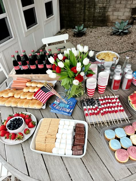 Host a Simple Patriotic Party - Jaime J Scott Usa Party Food, Hosting Fourth Of July Party, 4th Of July Adult Party, Small 4th Of July Party, 4th Of July At Home, All American Birthday Party, Fourth Of July Engagement Party, 4th Of July Hosting, Red White And Blue Party Ideas