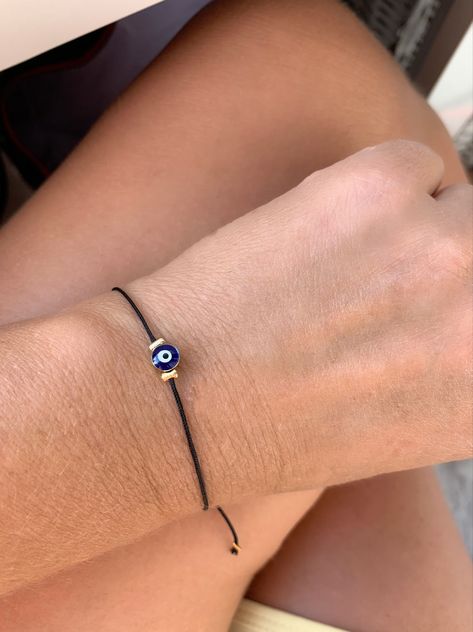 Nazar Bracelet, Blue Evil Eye Bracelet, Bracelet Evil Eye, Amulet Charm, Gold Jewelry Stores, Casual Jewelry, Bohemian Bracelets, Small Charms, Blue Evil Eye