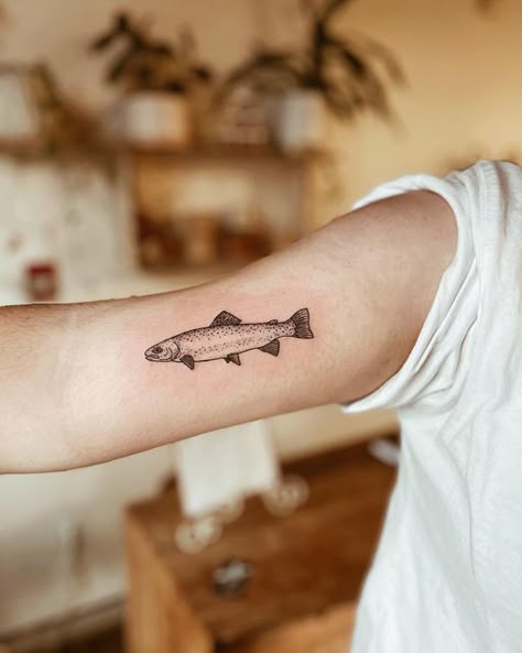 Striper Tattoos, Tattoo Fish Small, Black And White Trout Tattoo, Fine Line Trout Tattoo, Tiny Trout Tattoo, Rainbow Trout Tattoo Black And White, Lake Trout Tattoo, Simple Trout Tattoo, Cutthroat Trout Tattoo