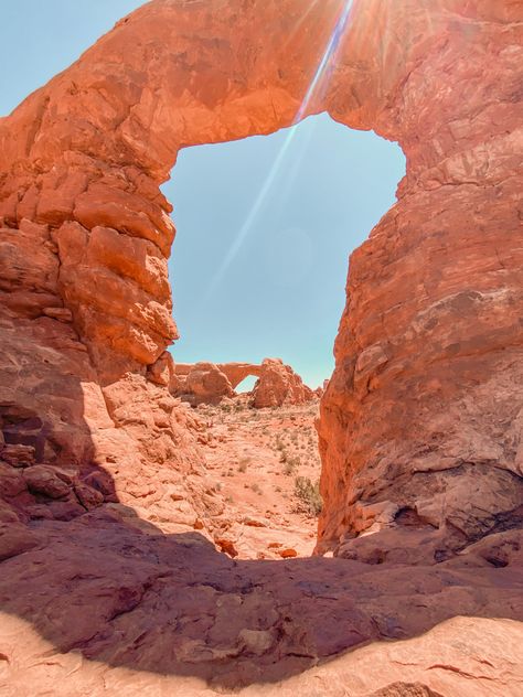 utah, hiking, the great outdoors, red rocks, national parks, np, wild, adventure, sunset, orange and blue aesthetic, lock screen Red Rock Aesthetic, Utah Red Rocks, Aesthetic Lock Screen, Utah Hiking, Rock Aesthetic, Utah Road Trip, Spring Red, Park Photography, Sunset Orange