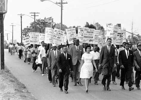 A History of Fashion in the Black Civil Rights Movement [PHOTOS] – WWD Cuba Photos, Womens Wear Daily, Chanel Resort, Black Panther Party, Black Lives Matter Protest, Peter Lindbergh, Professional Image, Celebrity Trends, Havana Cuba