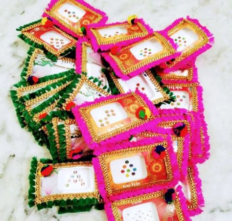 Mendhi Favors, Indian Party Favors, Indian Wedding Giveaways, Indian Favors, Bridesmaid Indian, Mehndi Cone, Mehndi Wedding, Indian Wedding Gifts, Indian Wedding Favors