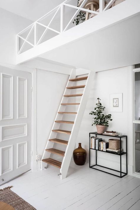 Studio Apartment With Loft, Apartment With Loft, Scandinavian Studio Apartment, Scandinavian Studio, Scandinavian Loft, Tiny Loft, Minimalist Studio, Tiny House Stairs, Apartment Loft