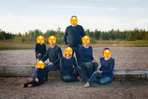 outdoor family photo of 7 all wearing navy blue in awkward poses with emojis for heads Navy Pictures Family, Blue Family Portrait Outfits, Family Photos With Navy Blue, Family Photo Outfits Navy Blue, Navy Blue Family Pictures Outfits, Navy Family Photos, Family Photos Navy, Navy Family Pictures, Family Photo Props