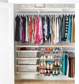 Organised Closet, Diy Wardrobes, Organised Wardrobe, Best Closet Systems, Diy Clothes Storage, Organizer Clothes, Closet Redo, Messy Closet, Entry Closet