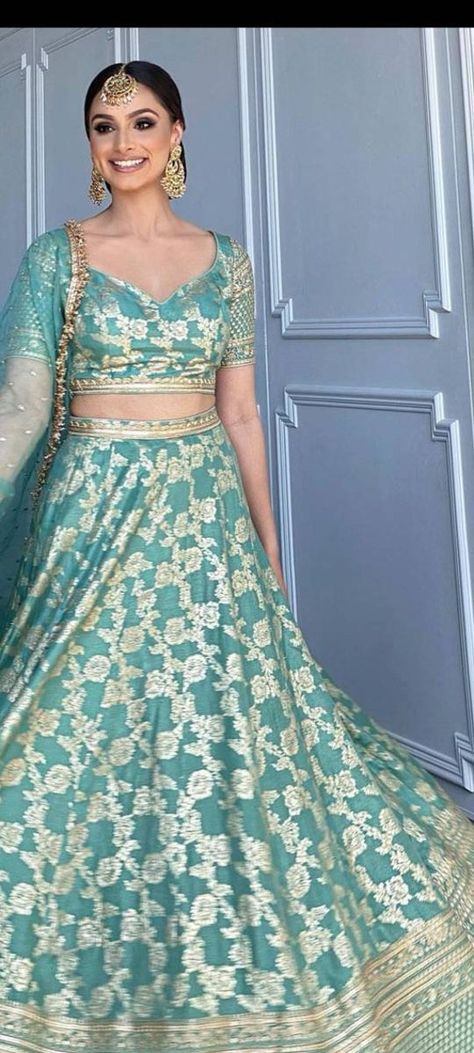 Sea green banarasi brocade lehenga  Lehenga fabric: Banarasi brocade with sequin borders.  Lined with soft cotton Blouse : Banarasi brocade with sequin work.  Dupatta: net with sequin work.  Color : Sea green Custom measurements: Lehenga will be made to measure.  Once you place the order I'll share a measurements chart.  Please send me a message for customisation/ colors Sea Green Indian Outfits, Green Banarsi Lehnga, Night Lehenga Designs, Blouse Design For Banarasi Lehenga, Green Brocade Lehenga, Lehnga Blouse Designs Latest Banarasi, Banarsi Lehenga Design, Ferozi Colour Suits, Banarsi Lehnga Designs Latest