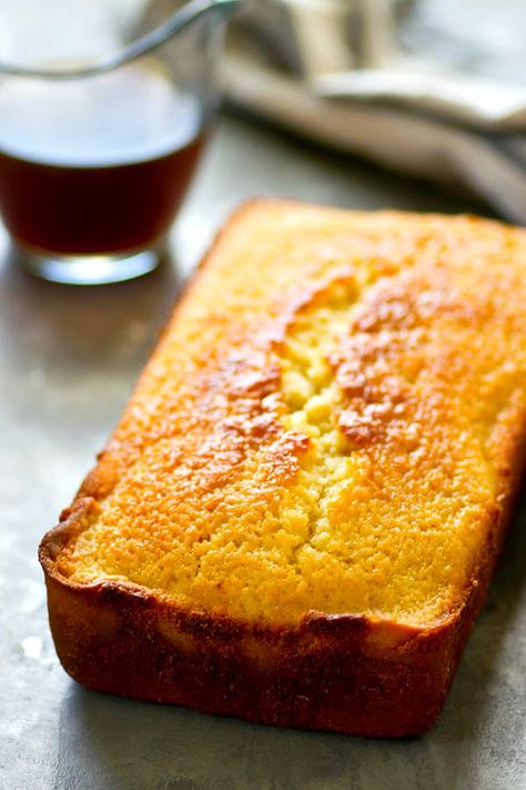 Espresso Pound Cake Espresso Pound Cake, Buttery Pound Cake, Liquor Cake, Cake Land, Coffee Desserts, Pound Cake Recipe, Warm Cake, Coffee Dessert, Pound Cake Recipes