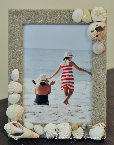 Seashell picture Frame Fairy Lights Diy, Nautical Decor Diy, Beach Picture Frames, Seashell Picture Frames, Diy Summer Decor, Seashell Frame, Diy Beach Decor, Picture Frame Crafts, Seashell Projects