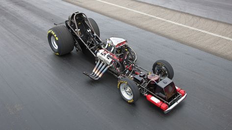 Fast and Dangerous: What It's Like to Drive a Nostalgia Nitro Funny Car Funny Car Drag Racing, Nitro Cars, Top Fuel Dragster, Funny Cars, Drag Racing Cars, Car Humor, Drag Racing, It Takes, Open Wheel Racing