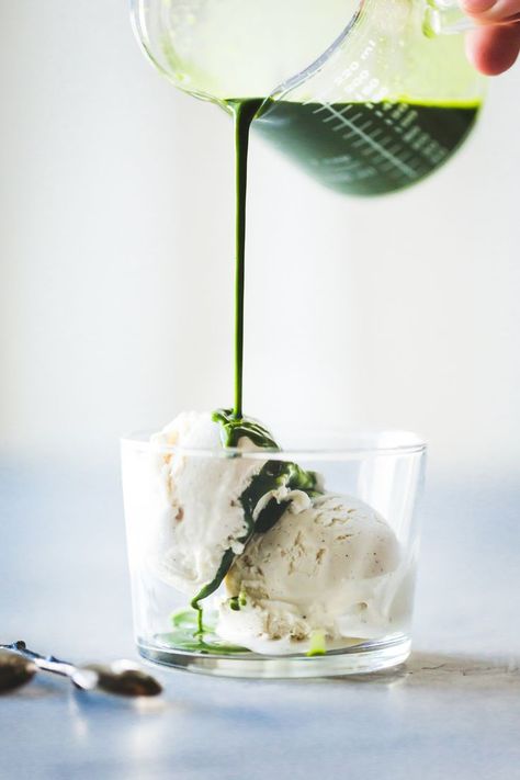 Matcha Ginger Affogato Matcha Quotes, Bojon Gourmet, Matcha Recipe, Slow Cooker Desserts, Matcha Green Tea Powder, Vegan Ice Cream, Think Food, Matcha Green Tea, Frozen Desserts