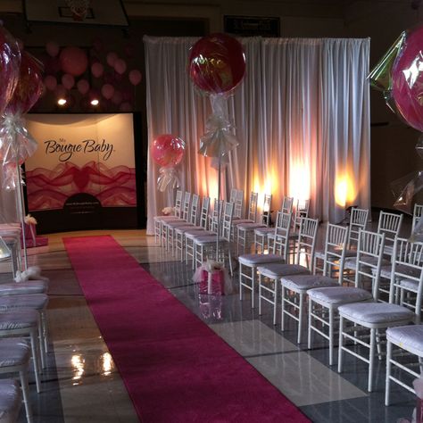 Decor for child designer runway event. Project Runway Birthday Party Ideas, Fashion Week Birthday Theme, Runway Decoration Ideas, Fashion Show Theme Party, Fashion Show Event Decor, Fashion Show Ideas Events, Fashion Show Party Ideas, Fashion Show Fundraiser Ideas, Fashion Week Party Theme