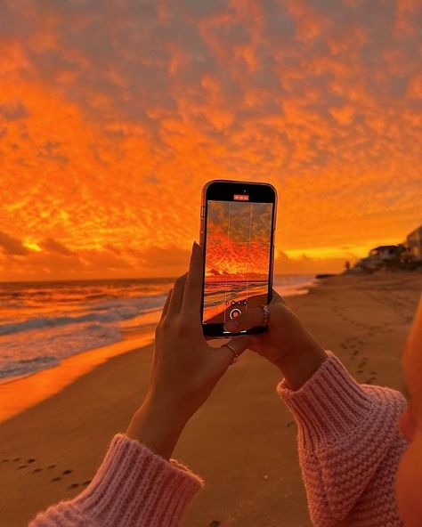 All Posts • Instagram Taking Pictures Aesthetic, Sky Photography Aesthetic, Natalie Downey, Sunsets Beach, Sunset On The Beach, Sunrise Pictures, Aesthetic Sky, Sunset Sea, Scenic Photography