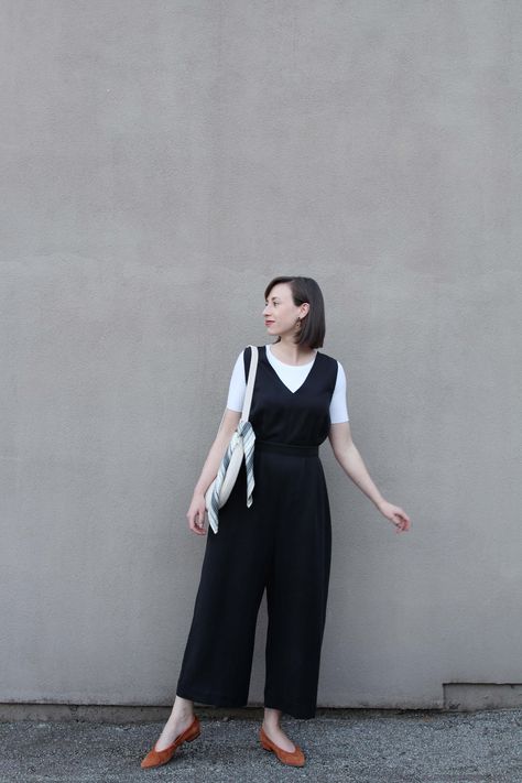 Style Bee - HDH Jumpsuit - Over & Under Jumpsuit Over Shirt, Black Jumpsuit With White Shirt, Jumpsuit With Tshirt Outfit, Turtleneck Under Jumpsuit, Styling Black Jumpsuit, How To Style Black Jumpsuit, Jumpsuit With Shirt Underneath, Layered Jumpsuit Outfit, How To Style A Black Jumpsuit