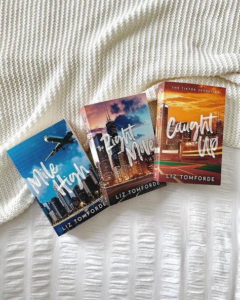 The Windy City series by @liztomforde.author has to be one of my favourite series! 🫶🏽🌇 Have you read this series? What’s your favourite book so far? I’m so excited for Play Along! #seriesspotlight #bookseries #romancebooks #romancereader #windycity #windycityseries #bookish #bookstagram #bookstagramuk #booklover #flatlay #bookaddict #booksbooksbooks #bookcovers #bookaddict #bookphotography Windy City Series Books, Windy City Series, Books Tbr, Romance Readers, The Windy City, Book Worm, Ya Books, Windy City, Birthday Wishlist