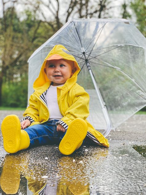 April Showers Baby Photo, 8 Month Baby Photoshoot April, April Showers Milestone Pictures, April Showers Photoshoot Ideas, April Showers Photoshoot, April Showers Baby Photoshoot, April Baby Photoshoot Ideas, April Milestone Pictures, April Milestone Baby Picture