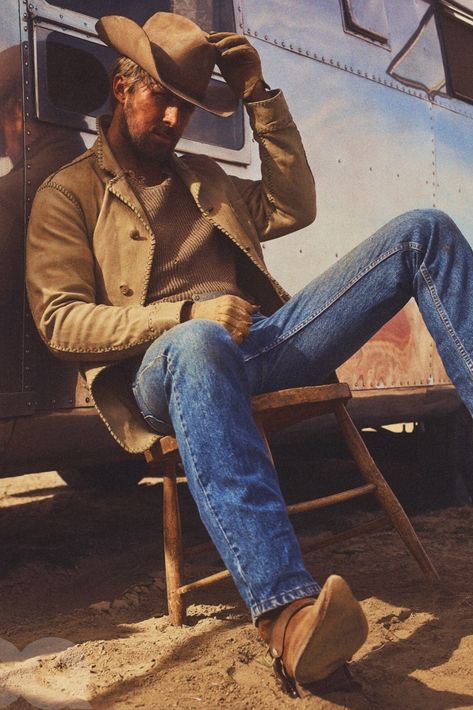 Rugged and refined. #RyanGosling wears the #RLPurpleLabel burnished leather coat with classic denim for @gq’s summer issue.

#RLEditorials Japanese Cowboy Style, Cowboy Outfit Men, Ryan Gosling Style, Cowboy Aesthetic, Райан Гослинг, The Fall Guy, Simply Irresistible, Cowboy Outfits, Jean Vintage