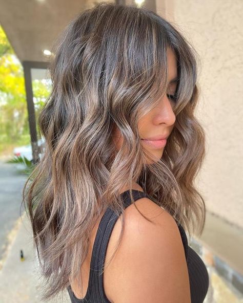 Light Ash Brown Balayage Ash Brown Highlights On Brown Hair, Natural Ash Brown Hair, Brown Hair Color Styles, Ashy Brown Hair Balayage, Ash Brown Hair Color Ideas, Ash Brown Hair With Highlights, Medium Ash Brown Hair, Ash Brown Hair Balayage, Dark Ash Brown Hair