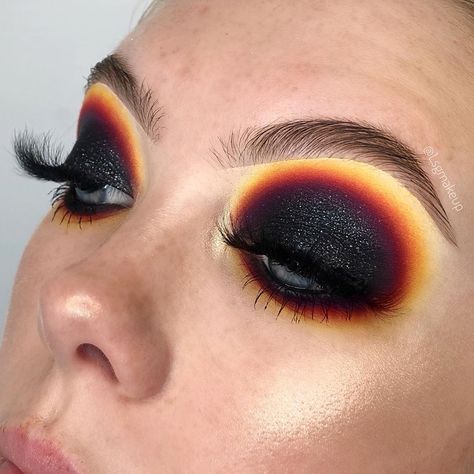 🌜L U C Y 🌛 on Instagram: “🌘 SOLAR ECLIPSE 🌖 (name chosen by you lovely lot in the comments) 🖤💛🧡❤️ Products (some of which may have been #Gifted):…”