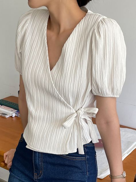 Beige Casual  Short Sleeve Polyester Plain Top Embellished Slight Stretch  Women Tops, Blouses & Tee Women Tops Design, Mode Crochet, Women Blouses Fashion, Fashion Top Outfits, Fashion Tops Blouse, Stil Inspiration, Ținută Casual, Mode Inspo, Blouse Outfit