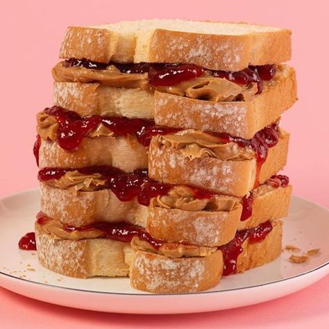 Maggie Bridges on Instagram: “Yums who doesn't like pb and jelly sandwich mmmmm! #peanutbutterandjelly #sandwich #pbandjelly #peanutbutter #jelly #yums #mmmm” Sandwich Drawing, Peanut Butter Jelly Sandwich, Jelly Sandwich, Peanut Butter Sandwich, Pumpkin Chai, Peanut Butter And Jelly, Peanut Butter Jelly, Food Videos Desserts, Food Drawing