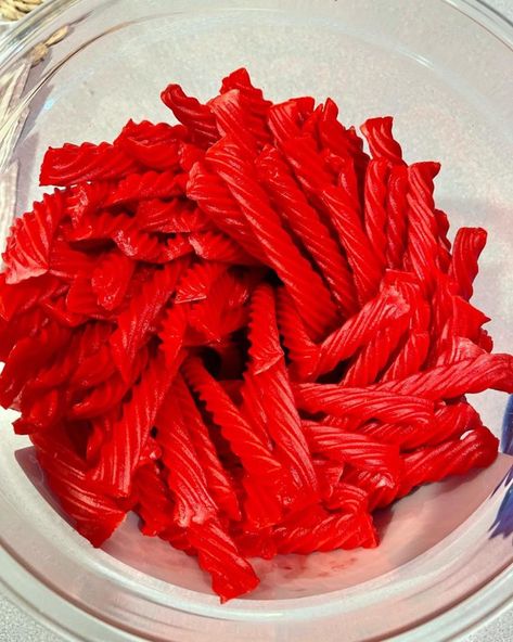 Red Vines Candy, Licorice Aesthetic, Cutesy Gifts, Holidays Snacks, Harlow James, Java Sok, Red Snacks, Candy Salad, Sweet Factory