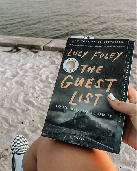 The Guest List Lucy Foley Aesthetic, The Guest List Lucy Foley, The Guest List Book, Beige Books, Lucy Foley, Autumn Books, Books Mystery, Book Tok, Remote Location