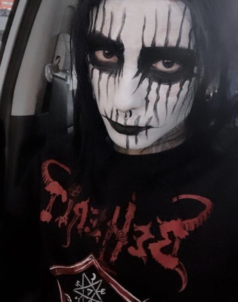 Metalhead Guy Corpse Paint, Corpse Paint Tutorials, Corpse Paint Men, Metal Face Paint, Metal Head Makeup, Corpse Paint Girl, Corpse Paint Ideas, Black Metal Makeup, Corpse Paint Black Metal