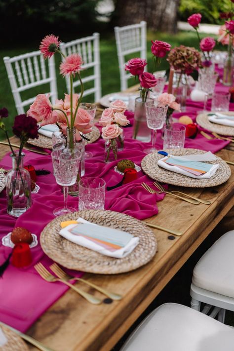 Table Runner Wedding Pink, Pink Themed Table Decor, Magenta Party Decor, Dark Pink Table Setting, Lunch Decorations Table Simple, Simple Pink Table Setting, Pink Runner Table, Pink Table Decor Wedding, Hot Pink Table Runner