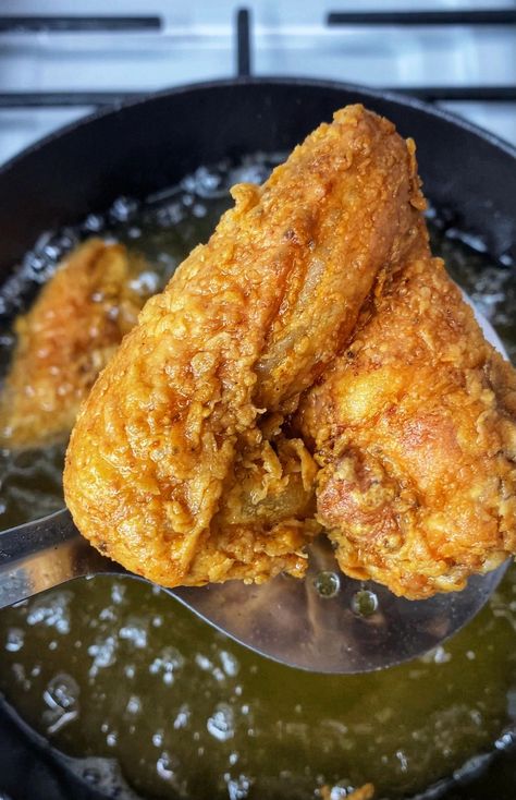 Fried Chicken Whole Wings, Perfect Fried Chicken Wings, Soul Food Fried Chicken Recipes, Good Fried Chicken Recipes, How Long To Deep Fry Chicken Wings, Fried Chicken Wingettes, Best Fried Wings Recipe, Best Fried Chicken Wings Recipe, How Long To Fry Chicken Wings