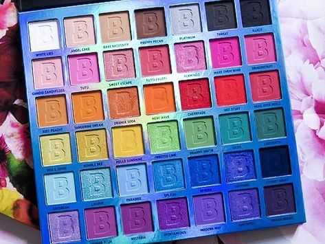 Beauty Bay Palette, Polished Makeup, Flawless Foundation Application, Bright Eye Makeup, Punk Makeup, Bold Makeup Looks, Makeup Eyeshadow Palette, Foundation Application, Flawless Foundation