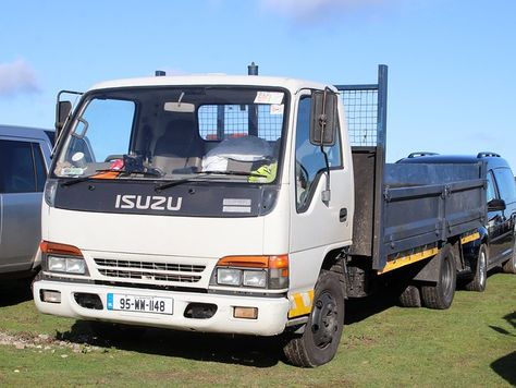 95-WW-1148 | 1995 Isuzu NPR 65 Turbo Intercooler tipper from… | Flickr Isuzu Mux Modified, Isuzu D Max Modified, Isuzu Nps 300 4x4, Isuzu Motors, Isuzu Npr, Turbo Intercooler, Car Park, Car Parking, Trucks