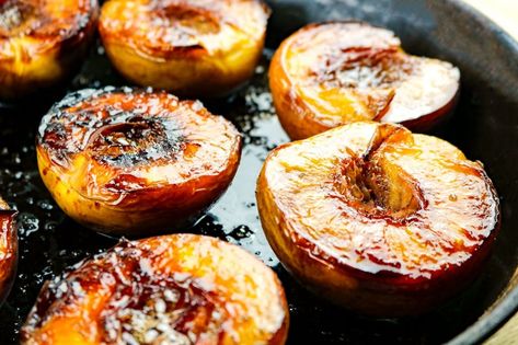 Rosemary-Roasted Peaches with Salted Caramel Sauce Recipe Rosemary Dessert, Poached Peaches, Salted Caramel Sauce Recipe, Roasted Peaches, Caramel Sauce Recipe, Rosemary Recipes, Baked Peach, Caramel Recipes Sauce, Walnut Recipes