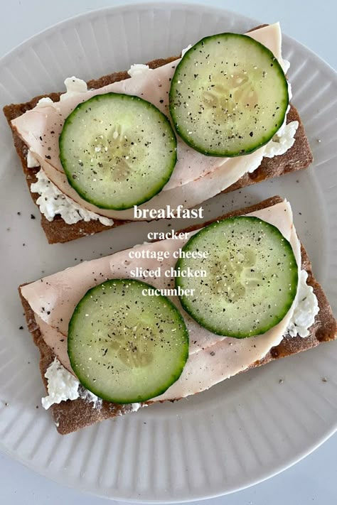 one of my favorite breakfasts Healthy Lunch Snacks, Idee Pasto, Healthy Food Inspiration, Easy Healthy Meal Prep, Healthy Food Dishes, God Mat, Healthy Food Motivation, Healthy Lifestyle Food, Deilig Mat