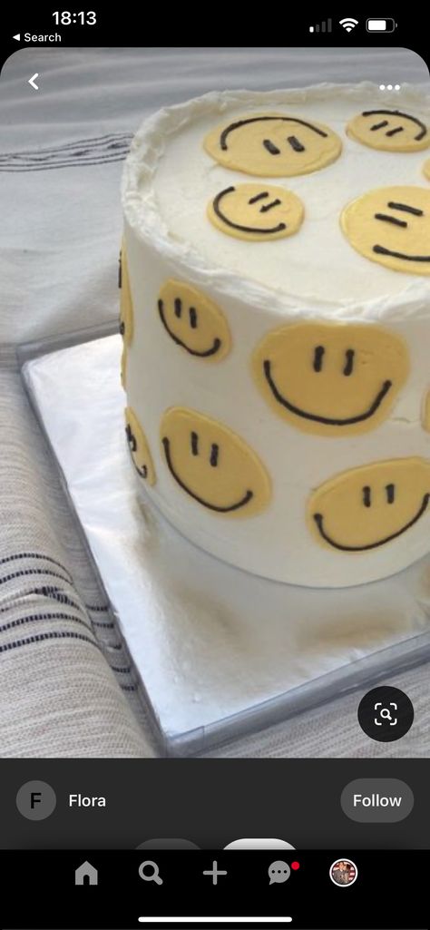 Yellow Smiley Face Cake, Smiley Smash Cake, Happy Face Birthday Cake, Smiley Face Cake Ideas, 9th Birthday Cakes For Boys, Cake With Smiley Face, Smiley Face Smash Cake, Smile Face Cake, Smiley Face Birthday Cake