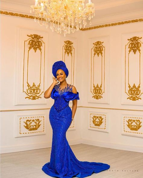 Asoebi Lace Styles Classy, Asoebi Styles Lace, Asoebi Lace Styles, African Couple, Aso Ebi Lace, Aso Ebi Lace Styles, African Bridal Dress, Latest Aso Ebi Styles, Nigerian Lace Styles