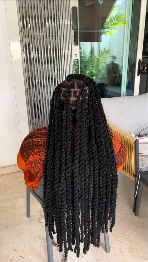 Large Marley Twists, Marly Twist, Cuban Twist, Marley Twist Hairstyles, Marley Twist, Short Box Braids Hairstyles, Short Locs Hairstyles, Marley Twists, Dreadlock Styles