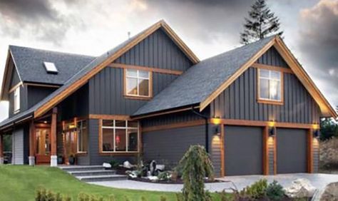 21 Stunning Dark Exterior House Colors for 2024 Dark Exterior House Colors, Blue Exterior House Colors, Dark Exterior House, Brown House Exterior, Dark Grey Houses, Dark Blue Houses, Grey Exterior House Colors, Exterior Gray Paint, Plan Chalet