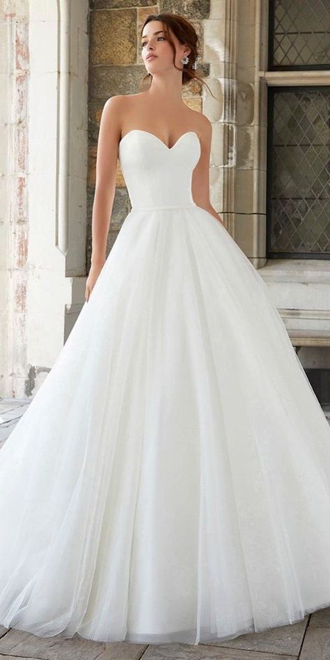 Sweetheart Ball Gown Wedding Dress, Rapunzel Wedding, Wedding Dresses Sweetheart Neckline, Pnina Tornai, Wedding Dresses 2020, Sweetheart Wedding Dress, Dresses Simple, Mori Lee, Wedding Dresses Strapless