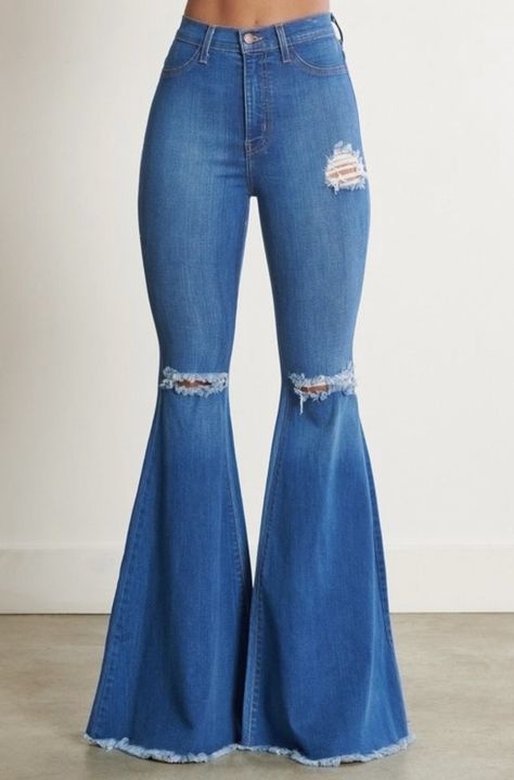 Bell bottom jeans outfit