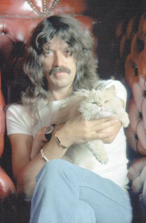 Jon Lord Jon Lord Deep Purple, Bobbie Gentry, Famous Cats, Jon Lord, John Douglas, International Cat Day, Ozzy Osbourne, Cat People, Purple Band