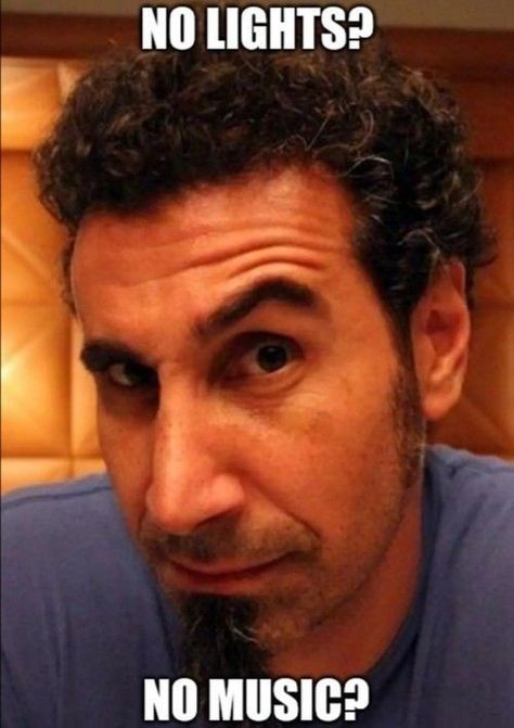 soad meme serj takian band system of a down funny Silly Bands, System Of A Down, Band Humor, The White Stripes, Band Memes, Music Humor, Music Memes, Slipknot