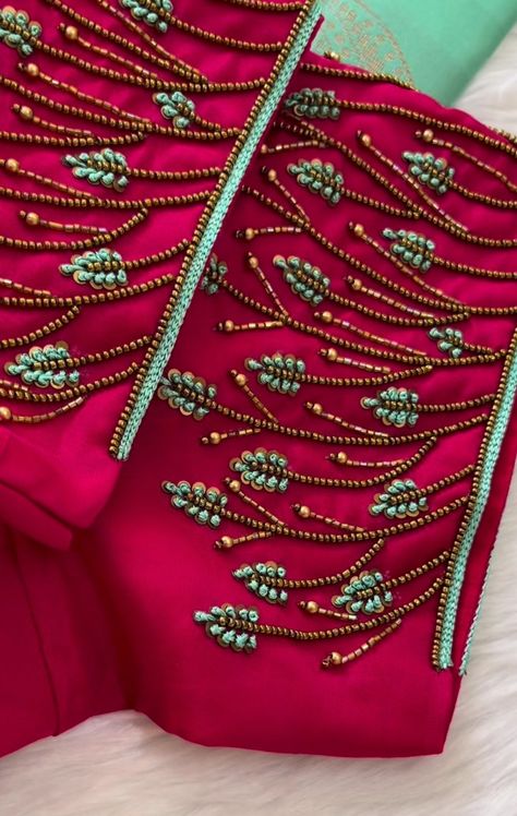 Redlotus Aari Work, Aari Blouse Hand Design, Aari Work Flower Designs, Simple Ariya Work Blouse Design, Flower Aari Work Designs, Aari Work Embroidery Design, Aari Designs For Blouse, Very Simple Aari Work Blouse Design, Aari Work Designs