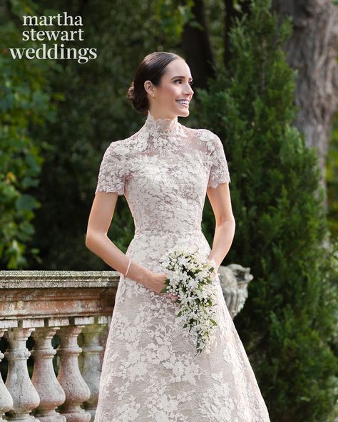 Pose Outside, Berkshire England, Cliveden House, Celebrity Wedding Dresses, Louise Roe, Celtic Wedding, Modest Wedding, Martha Stewart Weddings, Western Wedding