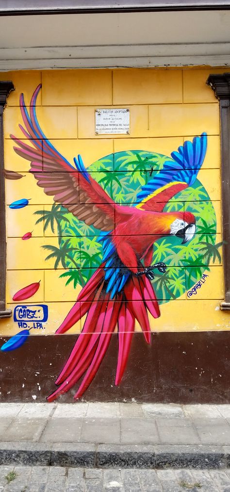 Graffiti Wall Painting, Street Painting Ideas, Street Art Graffiti Murals, Macaw Art, Wall Street Art, Urbane Kunst, Parrots Art, Street Art Banksy, Macaw Parrot