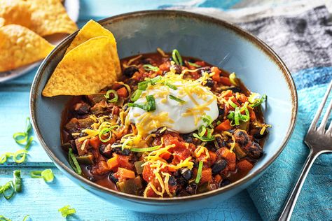 Hello Fresh Vegetarian, Hellofresh Vegetarian, Hellofresh Recipes, Vegetarian Chili Recipe, Chili Sin Carne, Veggie Chili, Easy Meals For Two, Hello Fresh Recipes, Easy Eat